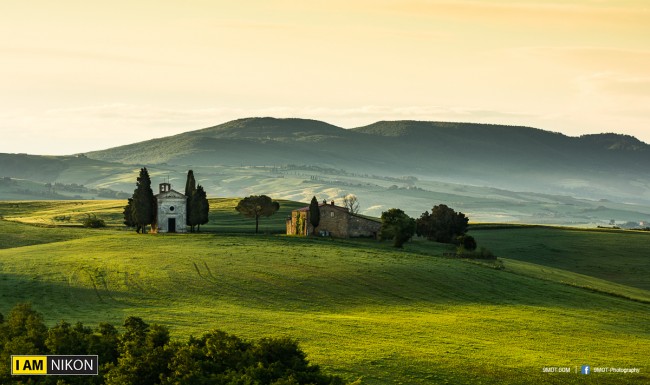 อีกหนึ่งมุมมหาชน The Chapel of Vitaleta  ใกล้ ๆ เมือง San Quirico d'Orcia ที่พลาดไม่ได้เมื่อมาเยือน Tuscany 